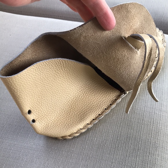 Handcrafted Leather Navajo Style One Button Moccasins Size 10 - Picture 11 of 13